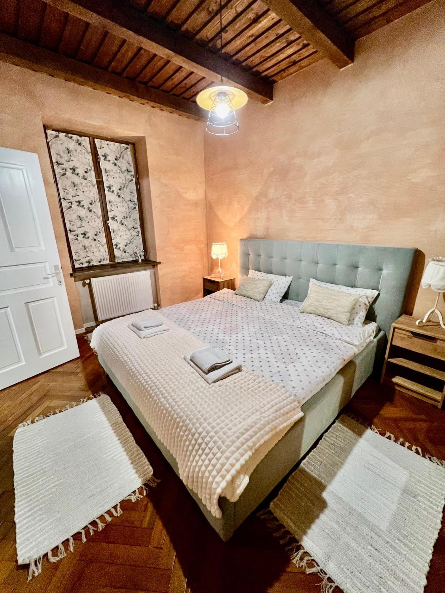 Star Center Sibiu Appartement Buitenkant foto